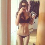 Anadolu Yakası Merkez Esmer Çıtır Escort Bayan Azimet