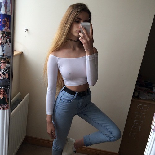 tuzla-evde-fantezi̇-yapan-rus-escort-bayan-ci̇selen tuzla-evde-fantezi̇-yapan-rus-escort-bayan-ci̇selen