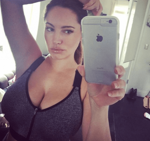 sultanbeyli-ofise-gelen-tombul-escort-bayan-yasam sultanbeyli-ofise-gelen-tombul-escort-bayan-yasam